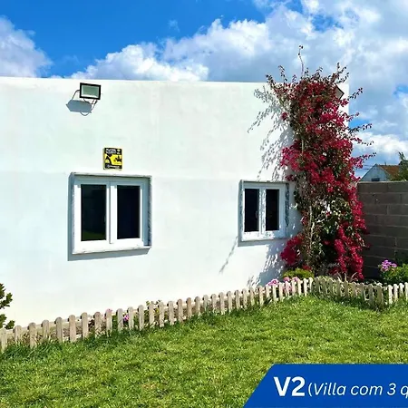 W.h.house منزل للإقامة *